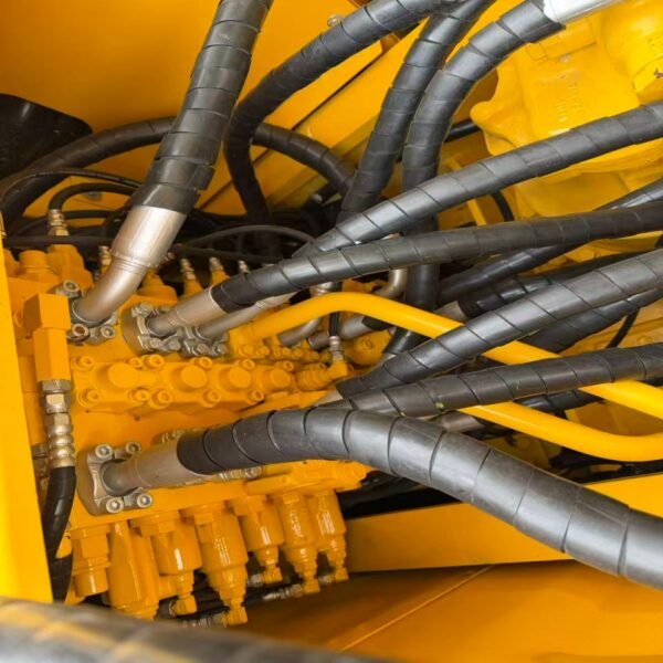 Used Komatsu PC200 Crawler Excavator